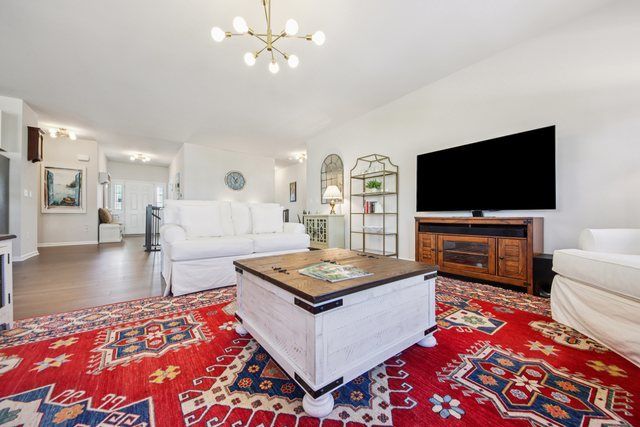 429 Fairway Lane, Sycamore, IL 60178