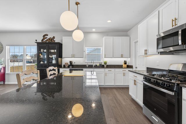 429 Fairway Lane, Sycamore, IL 60178