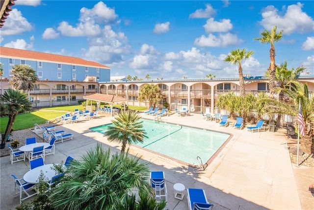 15005 Windward Dr 207, Corpus Christi, TX 78418