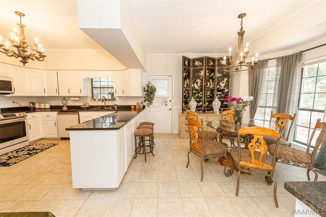 7749 Halcyon Forest Trail, Montgomery, AL 36117