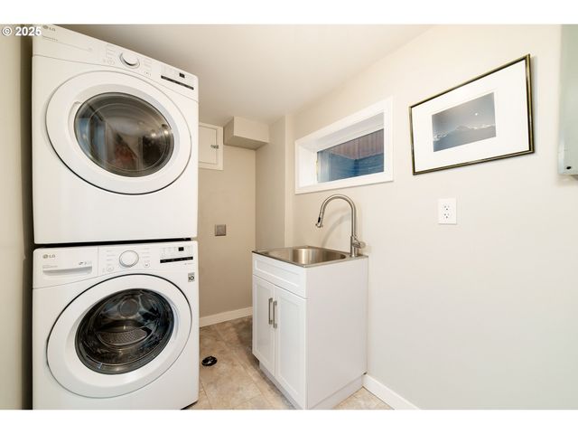 3506 Ne 78TH Ave, Portland, OR 97213