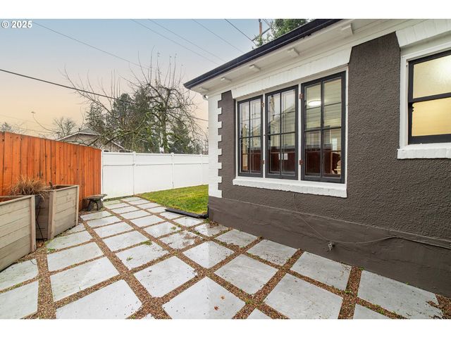 3506 Ne 78TH Ave, Portland, OR 97213