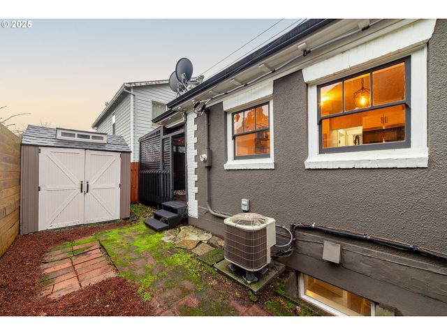 3506 Ne 78TH Ave, Portland, OR 97213