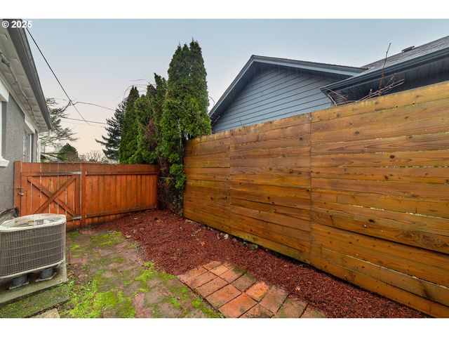 3506 Ne 78TH Ave, Portland, OR 97213