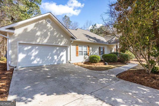 122 Oak Drive, Gray, GA 31032