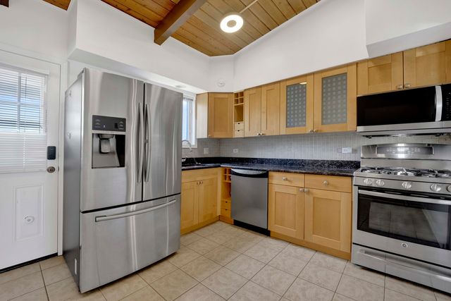9138 Four Winds Way, Skokie, IL 60076