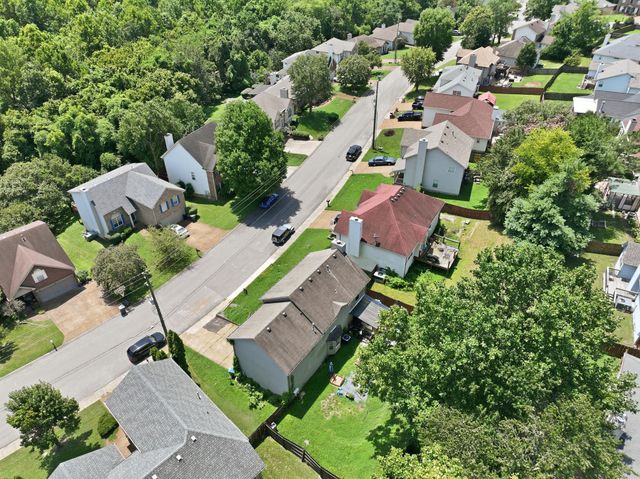 632 Granwood Blvd, Old Hickory, TN 37138