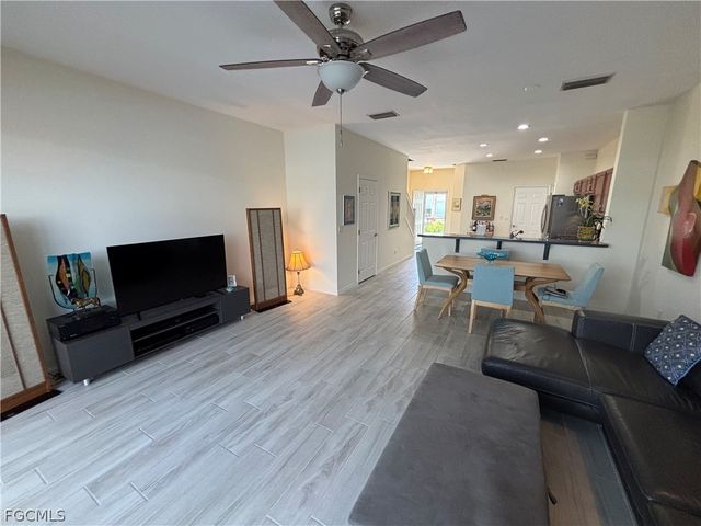 8451 Village Edge CIR 3, Fort Myers, FL 33919