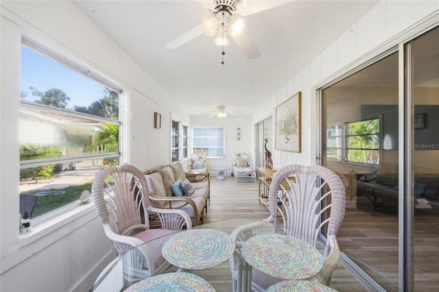 165 VISTA HERMOSA CIRCLE 24A, Sarasota, FL 34242