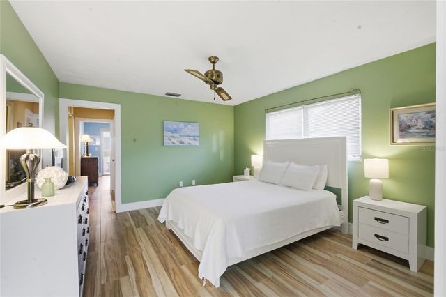 165 VISTA HERMOSA CIRCLE 24A, Sarasota, FL 34242