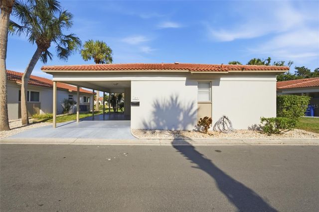 165 VISTA HERMOSA CIRCLE 24A, Sarasota, FL 34242