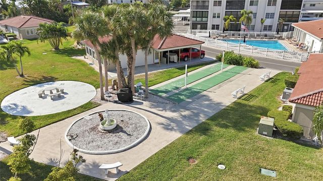 165 VISTA HERMOSA CIRCLE 24A, Sarasota, FL 34242