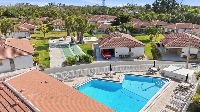 165 VISTA HERMOSA CIRCLE 24A, Sarasota, FL 34242