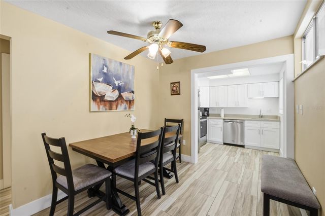 165 VISTA HERMOSA CIRCLE 24A, Sarasota, FL 34242