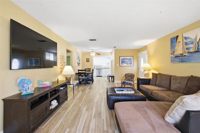 165 VISTA HERMOSA CIRCLE 24A, Sarasota, FL 34242