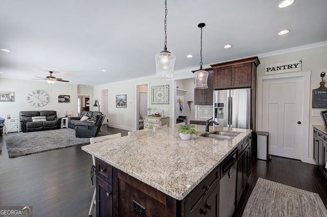 507 Longwood Place, Dallas, GA 30132