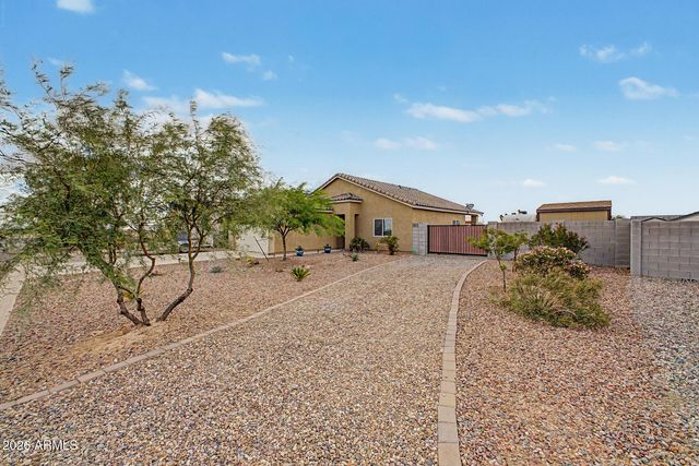 9560 W KRAMER Place, Arizona City, AZ 85123