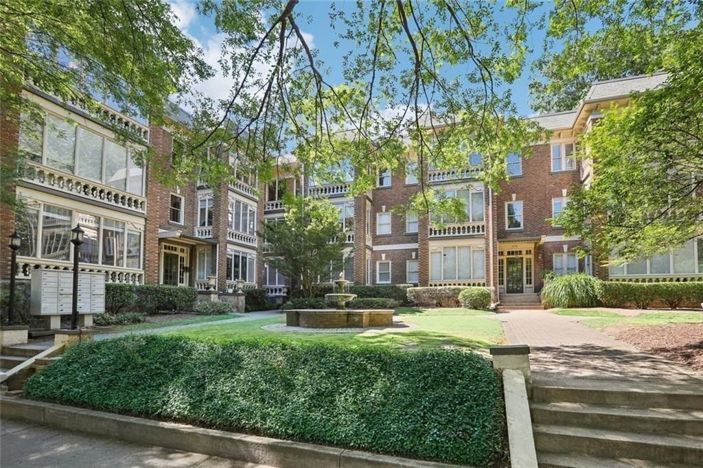 272 14th NE Street 21, Atlanta, GA 30309