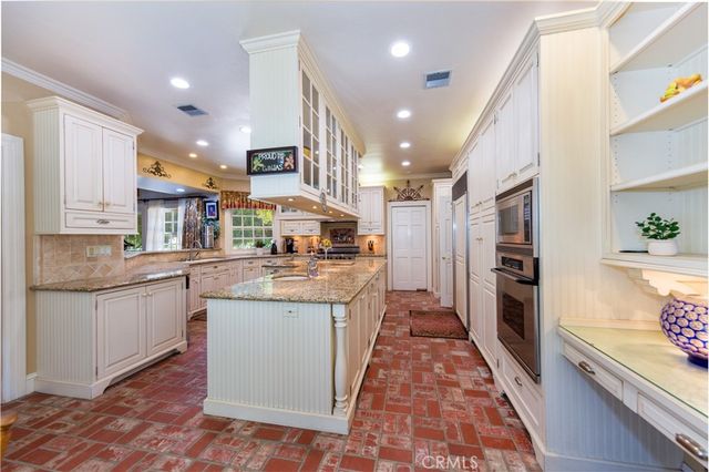 15548 Iron Canyon Road, Canyon Country, CA 91387