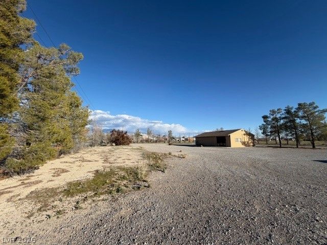 621 West Mesquite Avenue, Pahrump, NV 89060