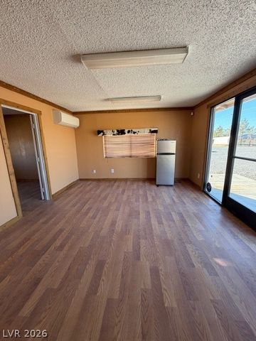 621 West Mesquite Avenue, Pahrump, NV 89060