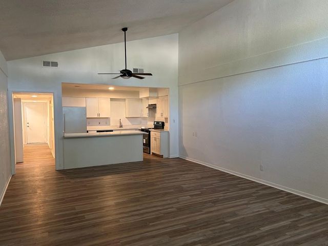 1904 Jupiter Road 1906, Plano, TX 75074