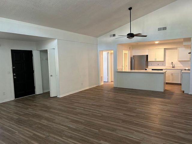 1904 Jupiter Road 1906, Plano, TX 75074