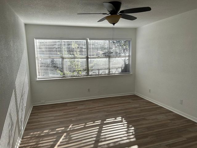 1904 Jupiter Road 1906, Plano, TX 75074
