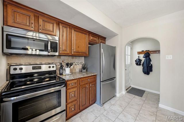 1114 Childress Avenue, St Louis, MO 63139