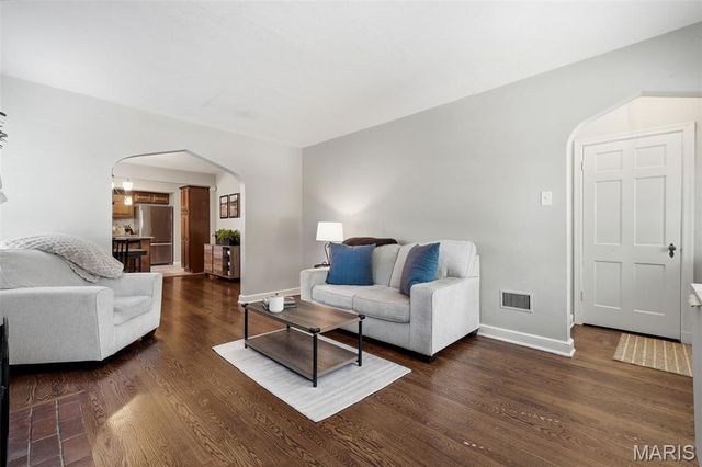 1114 Childress Avenue, St Louis, MO 63139