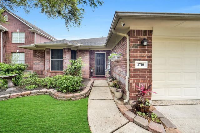 2710 Millers Falls Court, Richmond, TX 77406