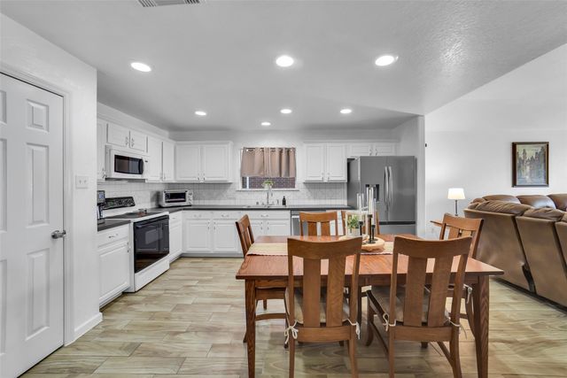 2710 Millers Falls Court, Richmond, TX 77406