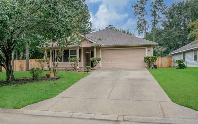 175 N Vesper Bend Circle, The Woodlands, TX 77382