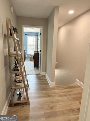 716 Manor Way, Cartersville, GA 30120