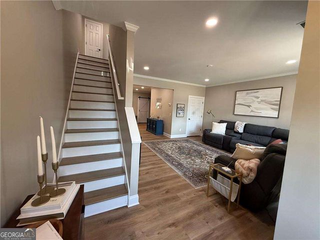 716 Manor Way, Cartersville, GA 30120