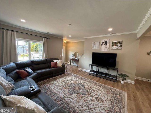 716 Manor Way, Cartersville, GA 30120