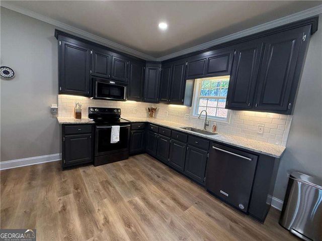 716 Manor Way, Cartersville, GA 30120
