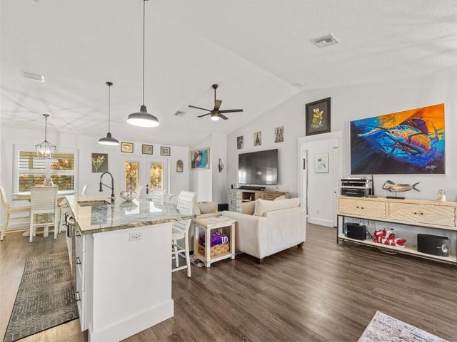 615 19th Street SW, Vero Beach, FL 32962