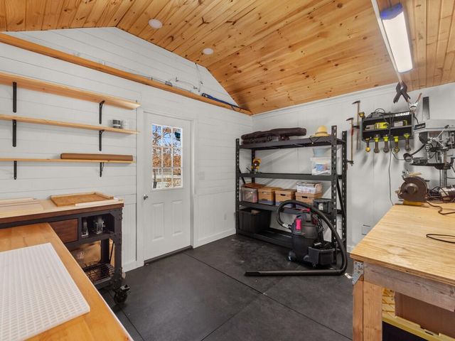 615 19th Street SW, Vero Beach, FL 32962