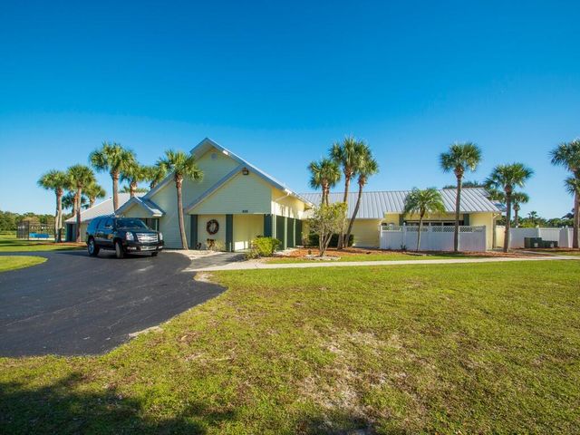 615 19th Street SW, Vero Beach, FL 32962