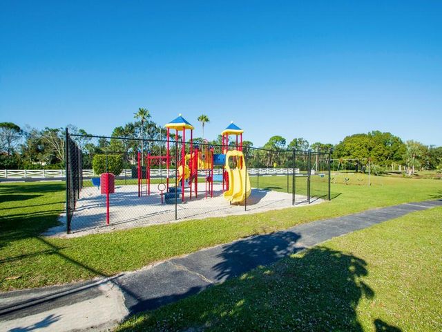 615 19th Street SW, Vero Beach, FL 32962