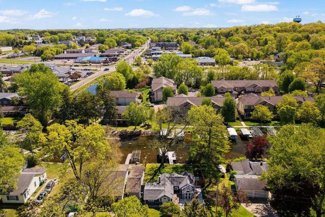 6013 South Court, Mcfarland, WI 53558