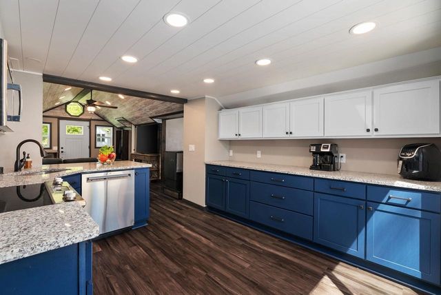 6013 South Court, Mcfarland, WI 53558
