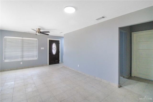 322 E Esplanada Street W, Weslaco, TX 78596