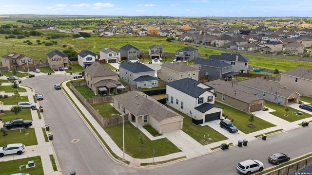 4831 Park Cape, Marion, TX 78124