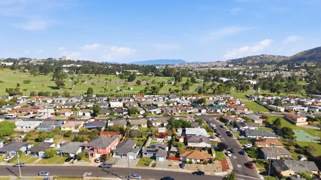 54 Calvert Avenue, South San Francisco, CA 94080