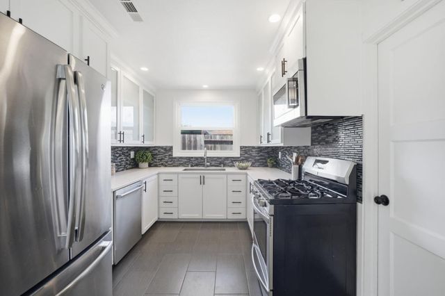 54 Calvert Avenue, South San Francisco, CA 94080