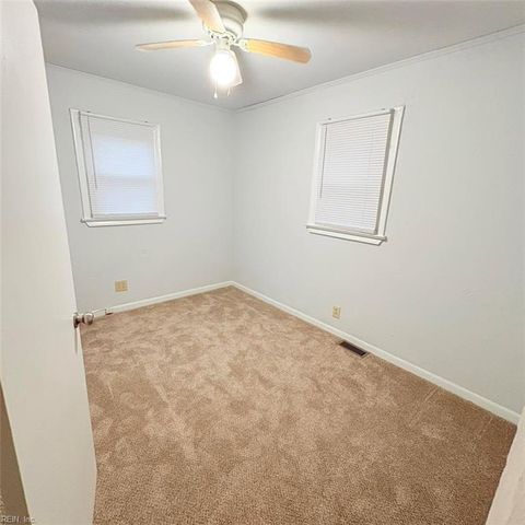 105 Second ST, Yorktown, VA 23692