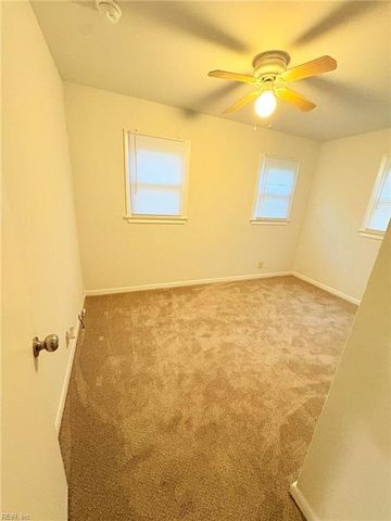 105 Second ST, Yorktown, VA 23692