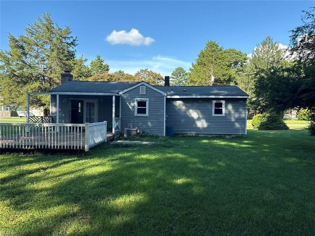 105 Second ST, Yorktown, VA 23692